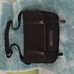 TIMBUK2 Classuc Messenger Bag, Black, Size S